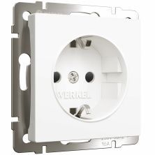Розетка с заземлением и шторками Werkel W1171161 (белый матовый)